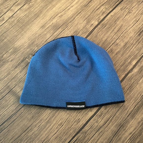 Men’s Nike Timberwolves Vintage Reversible Winter Stocking Hat Blue & Black - Picture 4 of 4